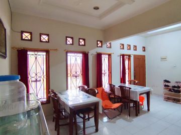 Dijual Rumah di Pejompongan Bendungan Hilir LT 210 Lokasi Bagus Strategis