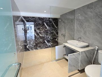 Disewakan Tahunan Apartemen Grand Jati Junction Eagle Tower