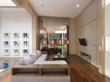 Dijual Villa Komplek River View Polonia - Medan