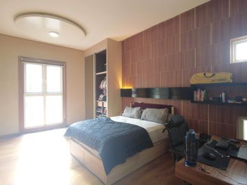 Dijual Villa Komplek River View Polonia - Medan