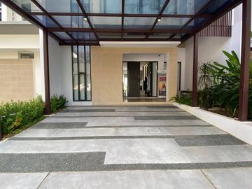 Royal Hills at Citraland Megah Batam Center For SALE