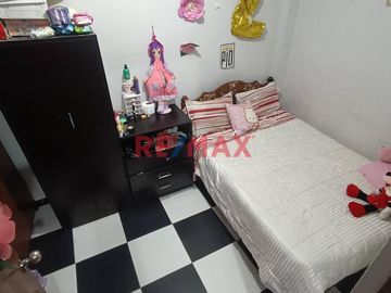 Venta De Casa En Salaverry Centro / 117 M2 / $ 130,000 / 2 Pisos ID 1102704