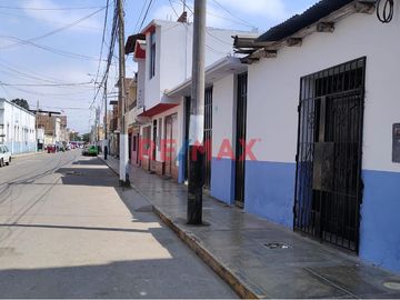 Vendo Terreno Con Edificación - 261.12M2 - Ubicación Comercial ID 1103119