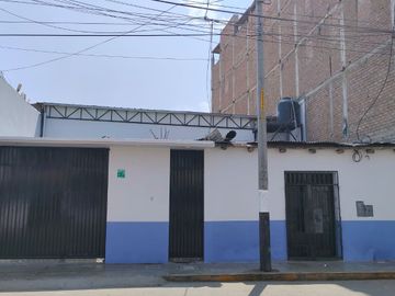 Vendo Terreno Con Edificación - 261.12M2 - Ubicación Comercial ID 1103119