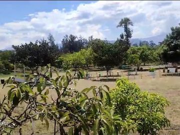 VENTA TERRENO TUMBACO
