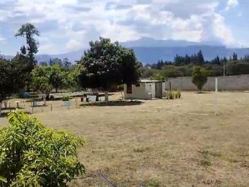 VENTA TERRENO TUMBACO