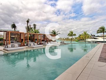 Departamento en Venta en Cancún en SLS Marina Beach con Vista al Mar