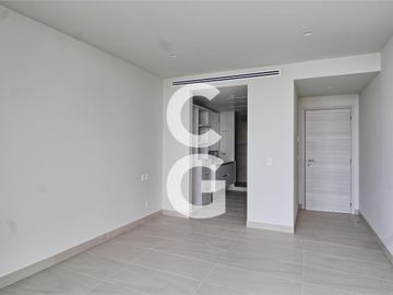Departamento en Venta en Cancún en SLS Marina Beach con Vista al Mar
