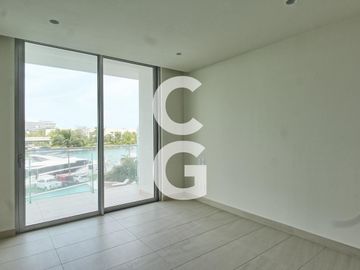 Departamento en Venta en Cancún en SLS Marina Beach con Vista al Mar
