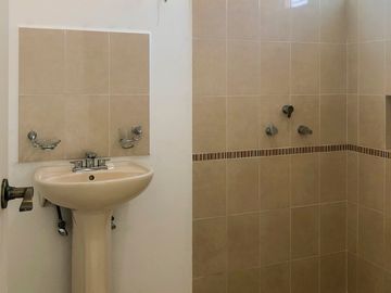 Casa en Venta en Santa Fe III, Cerrada Alcázares, 3 recámaras.