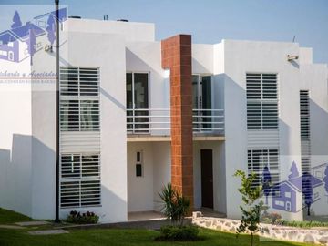 Casa Nueva En Venta En Jiutepec, Morelos 3 recamaras , 3 baños completos