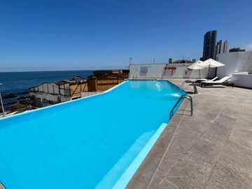 Vendo Departamento Frente al Mar. 100 mts² Se puede Novar $180.- millones con tasa interes de 2,25. posee 3D 2B Estac.. y Bodega.