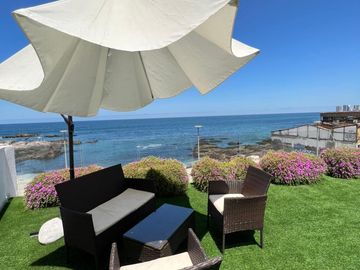 Vendo Departamento Frente al Mar. 100 mts² Se puede Novar $180.- millones con tasa interes de 2,25. posee 3D 2B Estac.. y Bodega.
