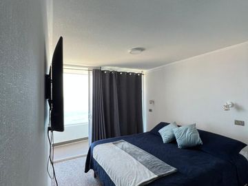 Vendo Departamento Frente al Mar. 100 mts² Se puede Novar $180.- millones con tasa interes de 2,25. posee 3D 2B Estac.. y Bodega.