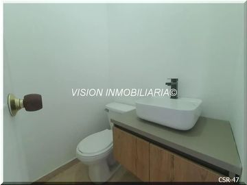 VENDO CASA SECTOR CON AMBIENTE CAMPESTRE, MUY AMPLIA, ZONAS VERDES, Mágnifica para relajarse y vivir cómodamente.