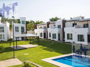 Casa en Venta en Lomas de Jiutepec, Jiutepec 3 Recamaras , 3 Baños Completos