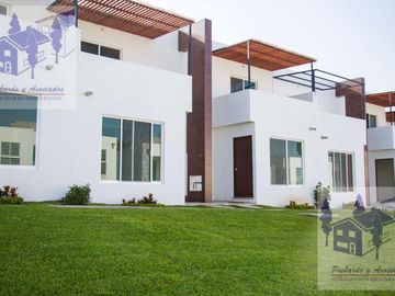 Casa en Venta en Lomas de Jiutepec, Jiutepec 3 Recamaras , 3 Baños Completos