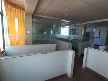 JULIACA - SALIDA A AREQUIPA SE VENDE ALMACEN CON OFICINAS