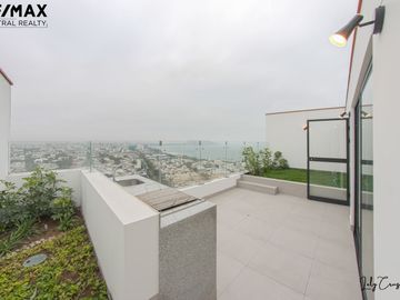 VENDO BELLO DUPLEX VISTA AL MAR Y EL GOLF DESDE BALCON Y TERRAZA