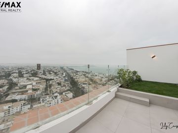 VENDO BELLO DUPLEX VISTA AL MAR Y EL GOLF DESDE BALCON Y TERRAZA
