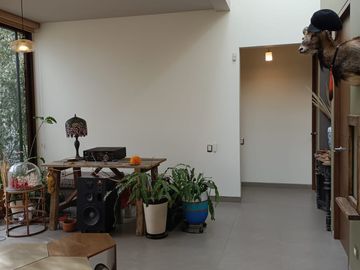 EXCELENTE OPORTUNIDAD CASA DE UNA PLANTA EN PARQUE TOSCANA