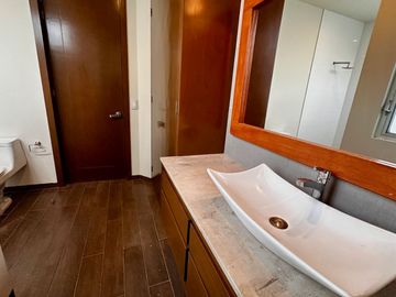 CASA EN VENTA FRACC BOSQUES DE SANTA ANITA. 7 D 10