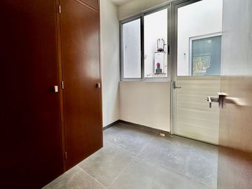 CASA EN VENTA FRACC BOSQUES DE SANTA ANITA. 7 D 10