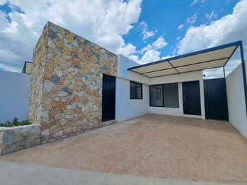 Casa en venta de 1 piso y 2 recámaras en Chichí Suárez Mérida - Preventa 12 meses