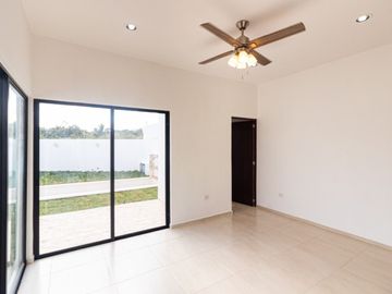 Casa en venta de 1 piso y 2 recámaras en Chichí Suárez Mérida - Preventa 12 meses