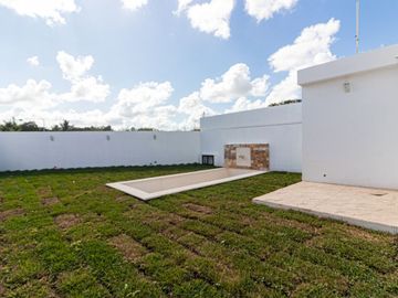 Casa en venta de 1 piso y 2 recámaras en Chichí Suárez Mérida - Preventa 12 meses