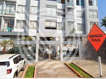 OPORTUNIDAD: SE VENDE DEPARTAMENTO EN PRIMER PISO CON COCHERA Y DEPÓSITO EN SAN ISIDRO