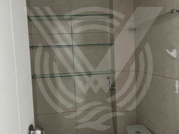 OPORTUNIDAD: SE VENDE DEPARTAMENTO EN PRIMER PISO CON COCHERA Y DEPÓSITO EN SAN ISIDRO