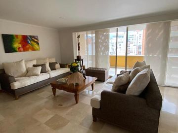 Venta de apartamento en Laureles Santa Teresita