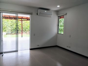 VENDO CASA EN LA MORADA CALI VALLE DEL CAUCA