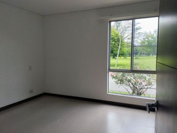 VENDO CASA EN LA MORADA CALI VALLE DEL CAUCA