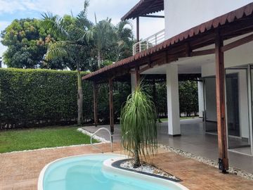 VENDO CASA EN LA MORADA CALI VALLE DEL CAUCA