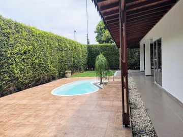 VENDO CASA EN LA MORADA CALI VALLE DEL CAUCA