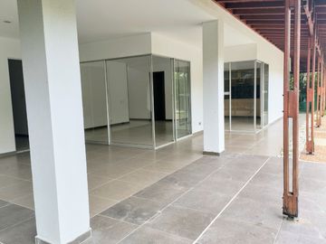 VENDO CASA EN LA MORADA CALI VALLE DEL CAUCA