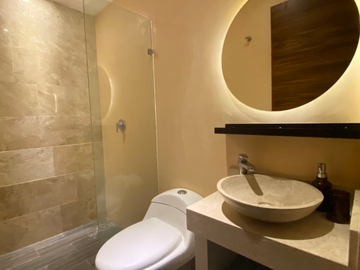 Gran oportunidad! Departamento de lujo 2REC completamente amueblado
