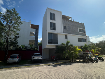 Amplio departamento de 2 Recámaras completamente amueblado