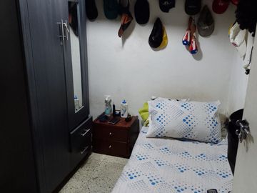 VENDO PRIMER PISO  PROPIEDAD HORIZONTAL LAS GRANJAS CALI
