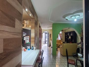 VENTA CASA CON LOCAL COMERCIAL PRADOS VERDES MORELIA CAS_4912 MOR/JM