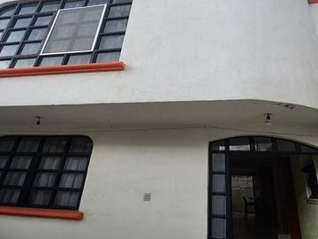 VENTA CASA CON LOCAL COMERCIAL PRADOS VERDES MORELIA CAS_4912 MOR/JM