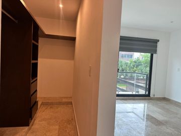Casa con dos terrazas planta baja y rooftop, alberca privada, venta, Huayacan Cancun.
