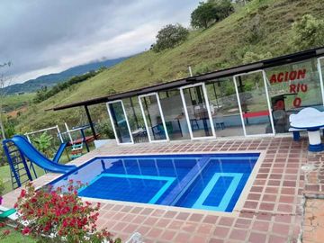 VENTA FINCA BORRERO AYERBE PISCINA GANGA