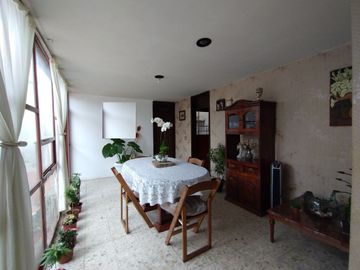 Casa en Venta Col. La Merced, Toluca, Zona Estadio La Bombonera