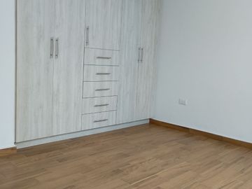CASA EN VENTA EN MORILLOTLA A LA CALLE CERCA A  LA UVM Y LA UDLA