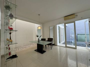 Dijual Rumah Baru Pakuwon City San Antonio Mulyorejo Surabaya Timur