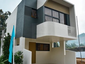 Modern Townhouse For sale in San Mateo, Rizal