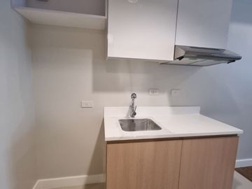 FOR SALE - Brand New Studio Unit in The Arton by Rockwell, Quezon City